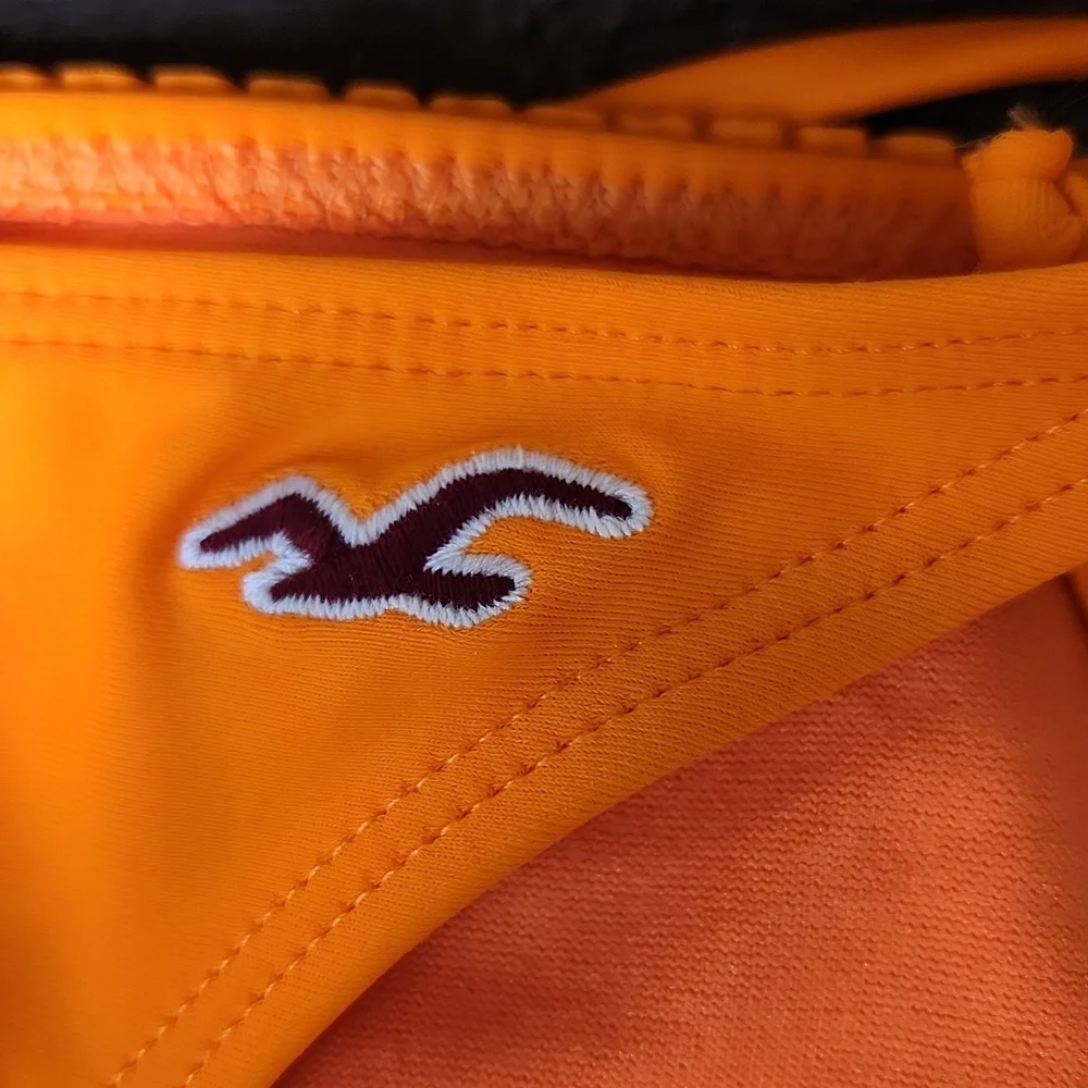 Hollister bikini - Picture 3 of 6